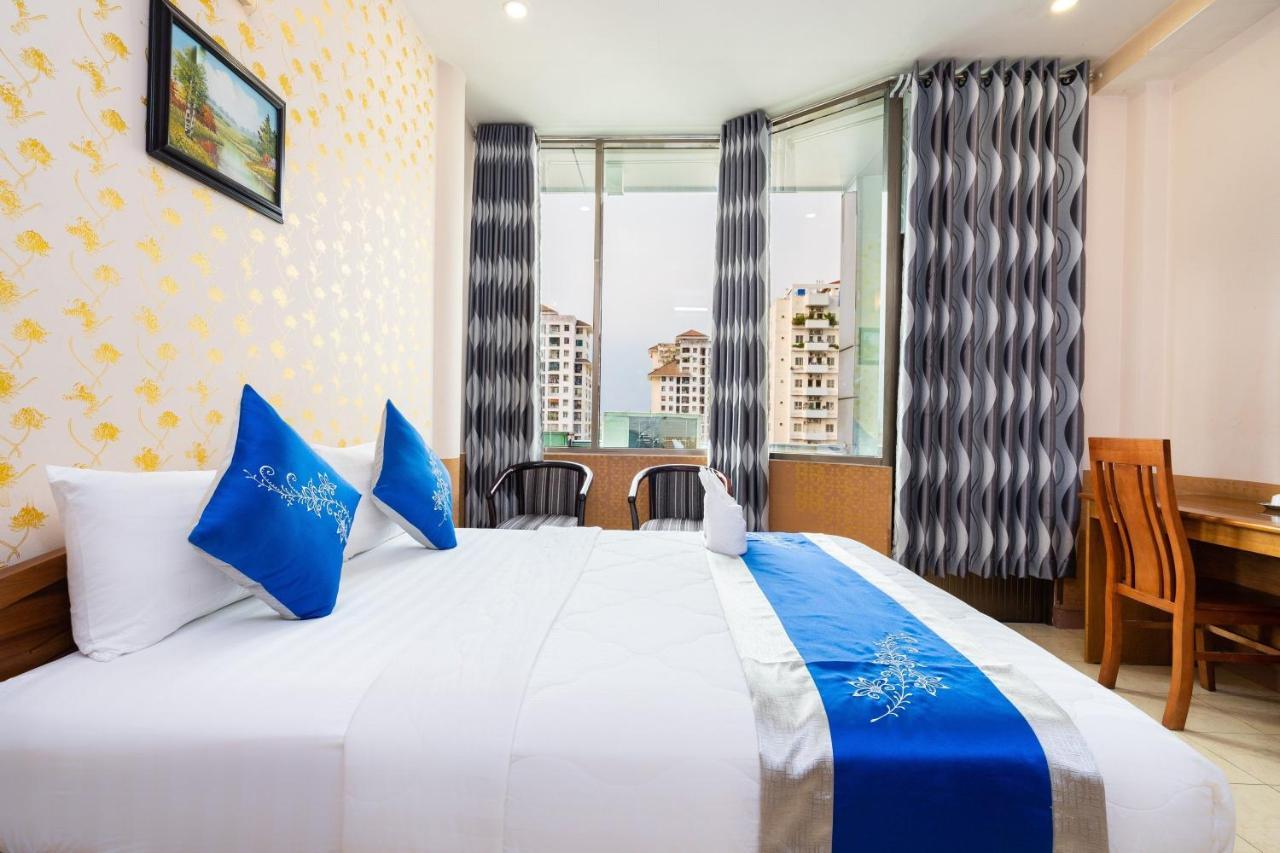 Phòng Deluxe Giường Đôi